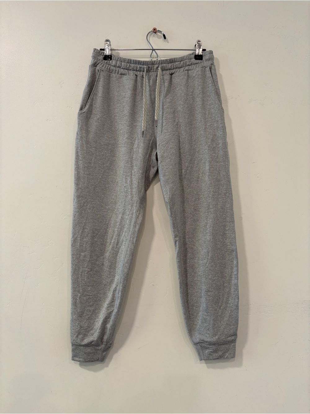 Vuori Performance Jogger Womens XS Heather Gray DreamKnit Drawstring Sweatpants